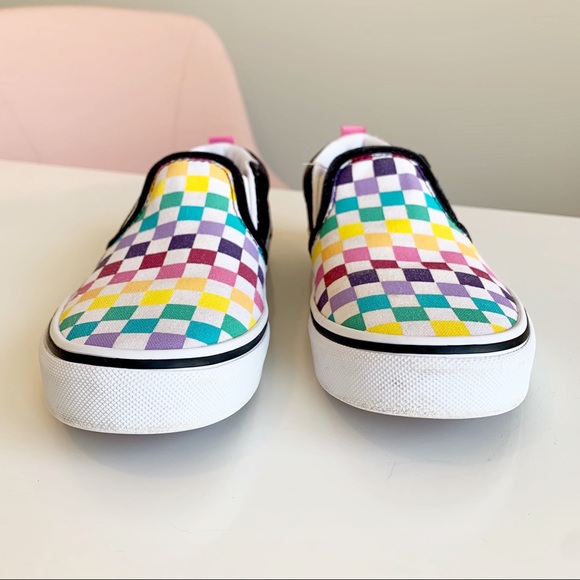 Vans Rainbow Checkered Slip On Sneaker - 2 - Picture 5 of 9